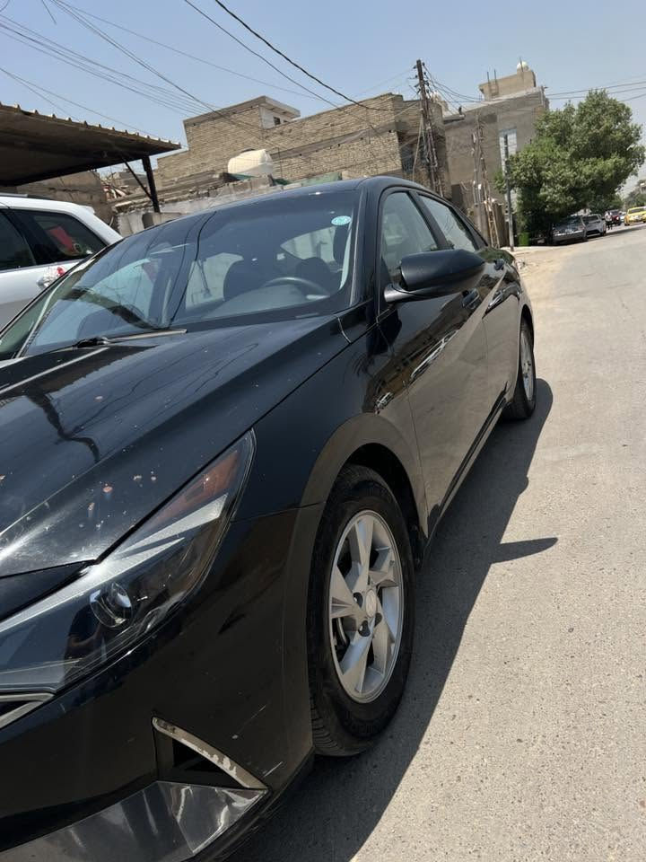 النترا 2021 وارد امريكي 
ماشية 121 الف كيلو 
مواصفات اعتيادية مو فول 
فقط البنيد مبدل ومصبوغ وبي نكراش مبين بالصور لا لغد ولا شاصي مكفول 
كير AT 
تبريد منظومة جديدة 
رقم اربيل باسمي
السعر 125 بيها مجال بسيط
العنوان بغداد الدورة
***********
