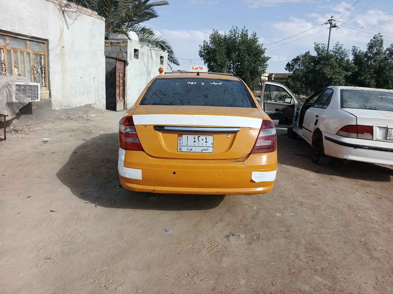 السلام عليكم 2013سياره جاهزه من كلشي محرك وكير كهرباء جاهزه بس صدره تعبان سياره مالكه موجد يريد تحول بس اني بيع بس مالك مامسول لا بغرمات لا شي الك يمي مالك نقط بيع مستعجل عدي ضرف العنوان الدوانية الحمزه الشرقي سعرها جدن مناسب ب22ماكو هجي سعرها والله بس لن متوازي ع فلوس رجان لي مو شراي لا يعلق***********
