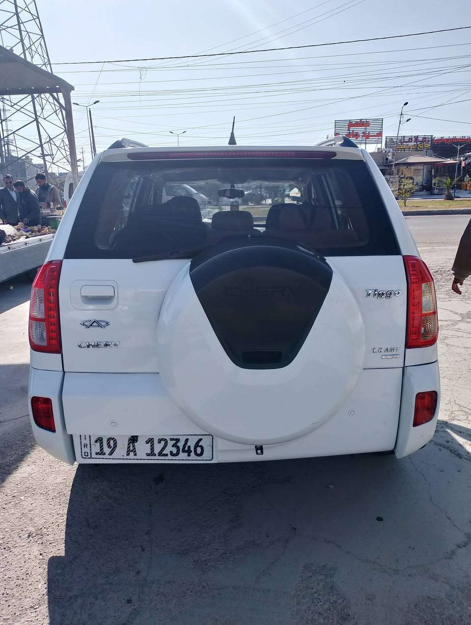 السلام عليكم تيكو موديل 2012 محدثة 13 بسمي رقمها كربلاء انكليزي اي مكان تحول سنوية لل30 السيارة لا مصبوغة ولا مضروبة بلادية بيها بس شبر صبغ فقط سيارة جاهزة من كلشي تبريدها شغال تخم تاير جديد سيارة مكفولة السعر 72 وبيها مجال بسيط مكاني بغداد رقمي ***********
