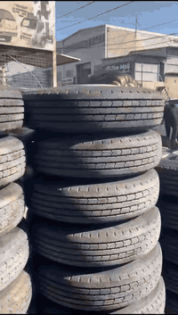 السلام عليكم وصل تاير ياباني برجستون اصلي زيرو 225/85/16
سعر التخم تايرات + ويل 
(مليون)🔥  الكميه مفتوحه جمله مفرد 

كاله انتاج 25 
مكاني بغداد مجمع مشن توصيل جميع محافظات تدللون 💐😉
‭0773 430 0091‬
