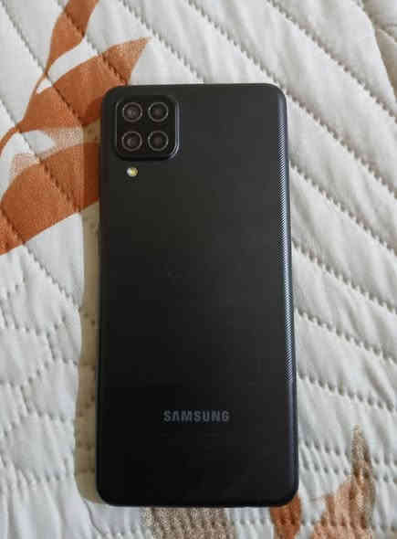 جهازه نظيف 99%
A10
شحن نت كلشي يشتغل بيه 
سعر 85 بيه مجال قليل 
اتصل على ***********
بصره حي الحسين ع
