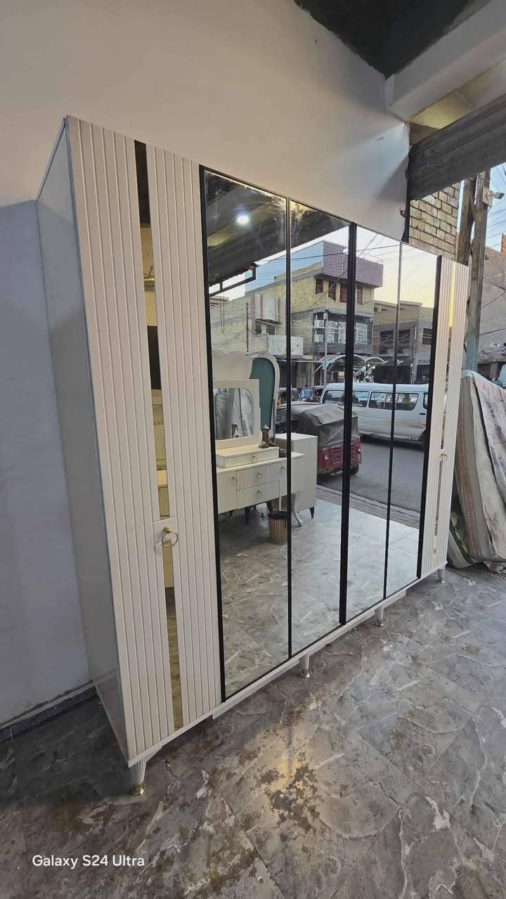 غرفة نوم مستعملة🇹🇷
عدد القطع / 9
نضام / أبواب 💢 
سعرها / 750 💸
شد ونقل داخل بغداد مجاني🚛
يوجود توصيل محافضات 🚛


**إذا كنت صاحب هذا الإعلان وتريد حذفه لأي سبب، رجاءا أرسل رسالة إلى الدعم الفني**