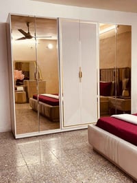 غرفة تركيه مودرن أبواب للبيع نضافه 💯  فقط منصوبة من هوم سنتر زلغ مابيه...