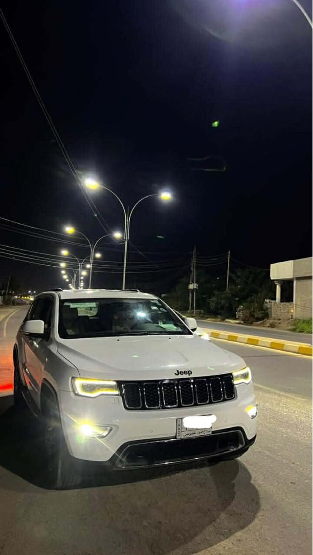 السلام عليكم 
للبيع
جيب لاريدو خليجي
موديل 2018
رقم صلاح الدين ألماني / تحويل مباشر
مكفوله كفاله عامه
كير محرك شرط
ماشيه 150 الف
فول مواصفات 
فتحه سقف 
بصمه 
داخل لونين 
مكان السياره صلاح الدين / العلم
السعر 235 وبيها مجال
الاتصال على الرقم
***********
***********
