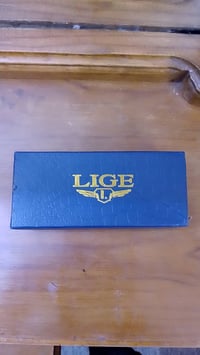 ساعة • مع التوصيل