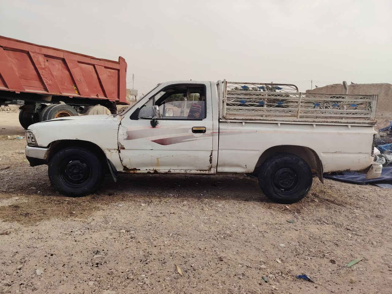 سلام عليكم سياره للبيع موديل 91 شاصي مكفول رقم مثنه تفاصيل نتصل *********** مكان بصره سعر 29 وبيه مجال
