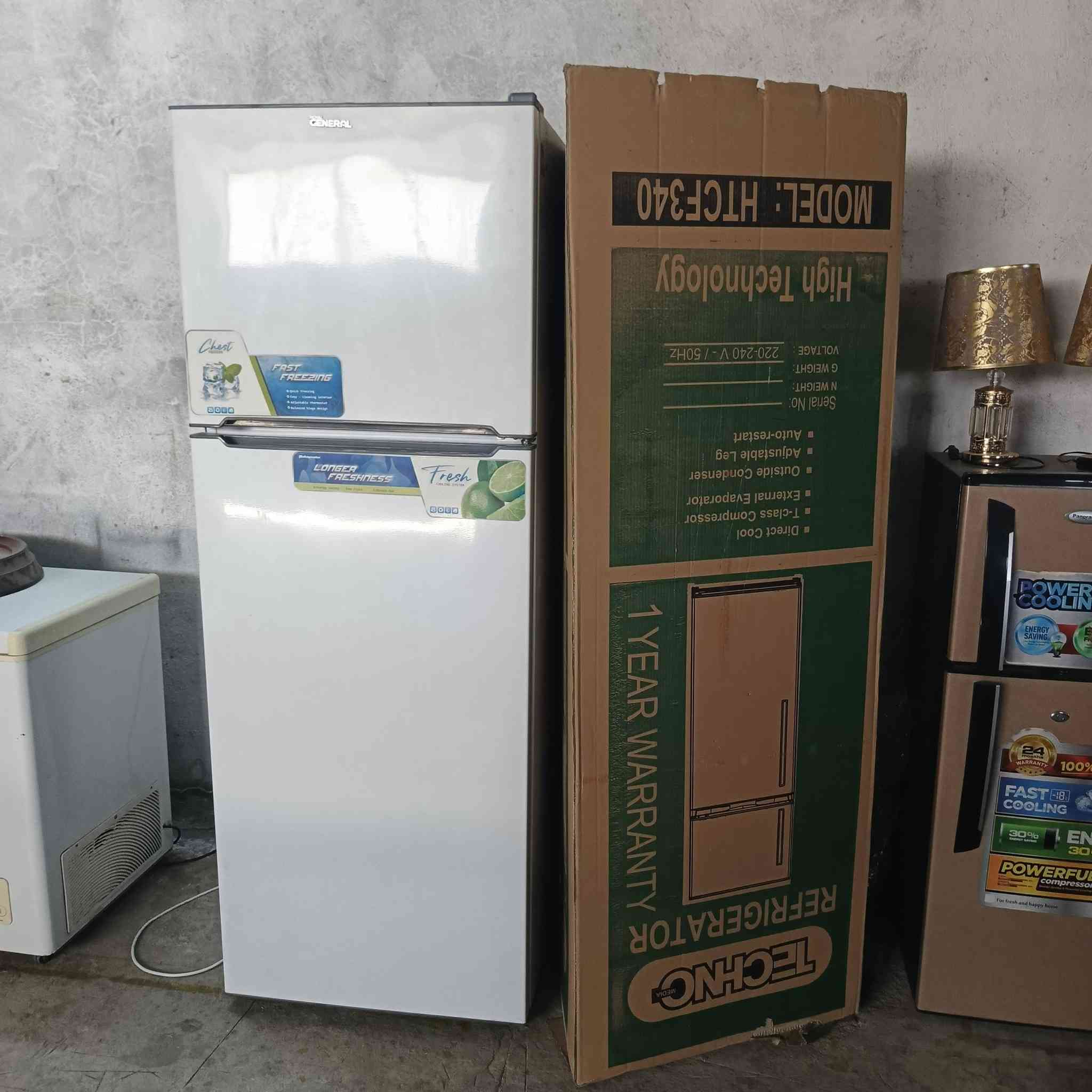 السلام عليكم اثاث  مستخدم لل ب ي ع المكان  الطارميه حي الفارس شارع السكلات خلف معارض حجي وليد  السيارات قرب جامع الصديق  للاستفسار خاص او ع رقم الهاتف***********    ؟***********
