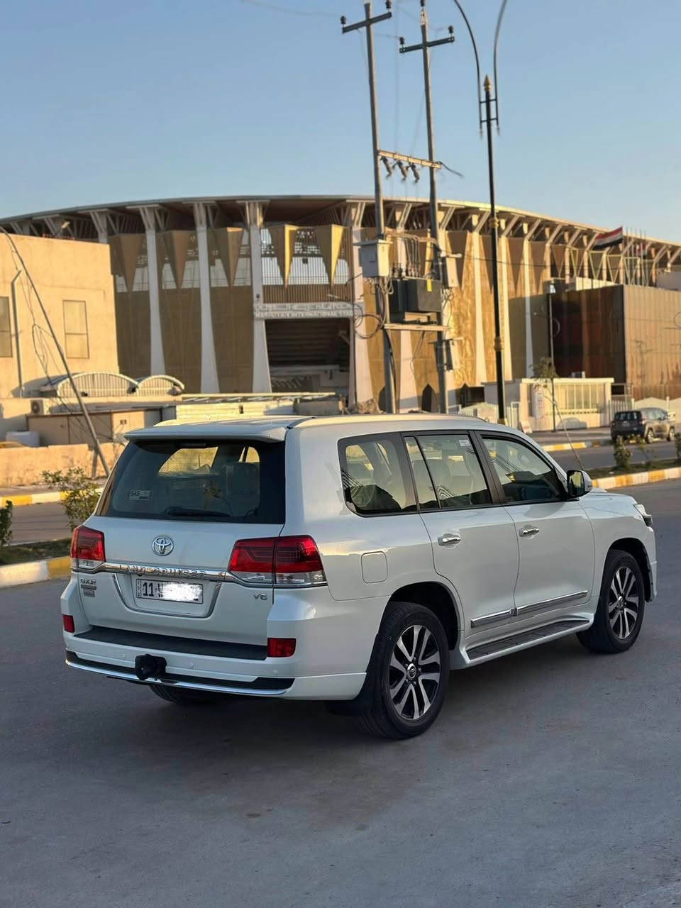 السلام عليكم لاندكروز للبيع مديل 2019 گراند تورنك بريم باب اول فوول مواصفات مكينه 6سلندر السياره مكفوله من الصبغ وجديده لووك ماشيه 80 الف السعر 495 مكان السياره ذي قار للاستفسار *********** ناصرية, ذي قار
