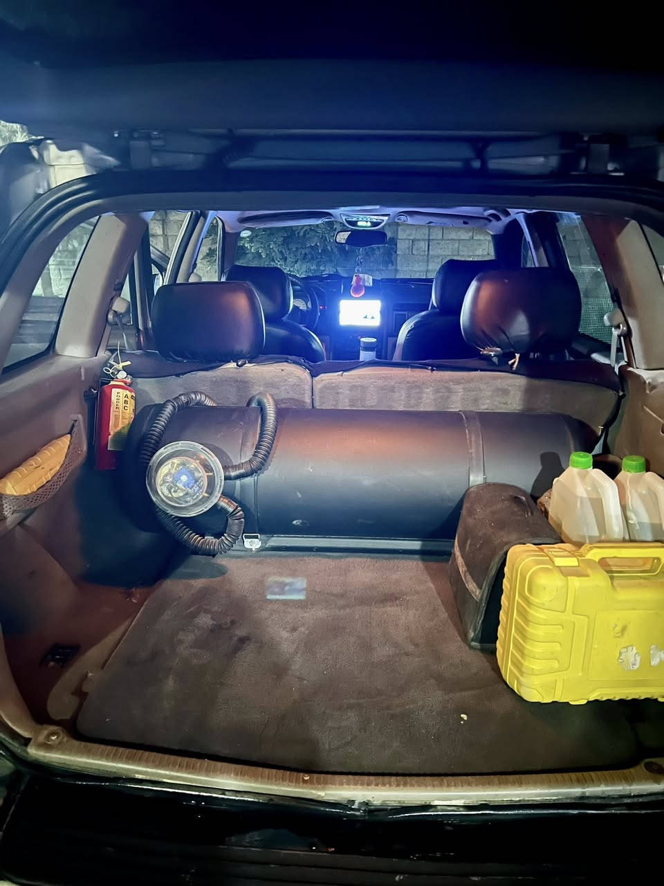 🚔🚔🚔🚔🚔🚔🚔🚔🚔🚔🚔🚔🚔🚔🚔جيب شيروكي موديل01 20. V8 وارد امريكي السعر(73)$ قابل لتفاوض  للاستفسار الاتصال على الرقم ***********  بدون حادث بدون دواخل صبغ حزام جماليه مواصفات شاشه كامره  حداديه  ويل  كب  جديد تايرات نظيفة دواخل نظيفة منظومة غاز ايطاليه جديدة بعده داخل الضمان للسنه الجديده ظفيرة عقل جديد مكينه وكير مكفولات  رقم سليمانيه دولي سنويه لل28 مكاني ديالى جلولاء  ………….. 🚔🚔🚔🚔🚔🚔🚔🚔
