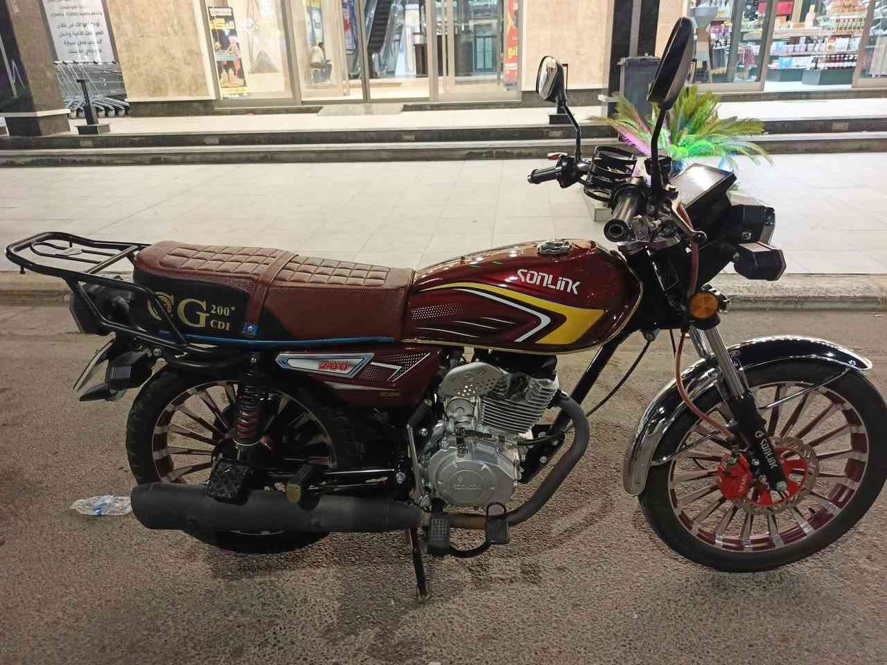دراجه سونلك موديل 25 كفاله عامه ورقه منفيس بيهة محرك 200سيسي السعر 860 بيهة مجال مال جيه مكاني الرمادي التأميم رقمي ***********
