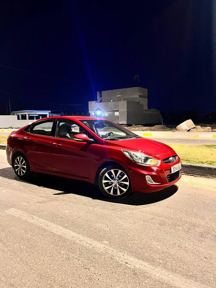 هونداي اكسنت 2015 خليجي للبيع
مكينة 1600 والكير AT المرغوب
مكفولة من الصبغ ، محرك كير تبريد بشرط مكفولات
السيارة نظيفة كلش استخدام شخصي 
السعر 116 وبيها مجال بسيط حك الجية ماتعجبك اعبر المنشور وتلكه الاحسن منها ♥️
للتواصل هاتف / واتساب ***********
