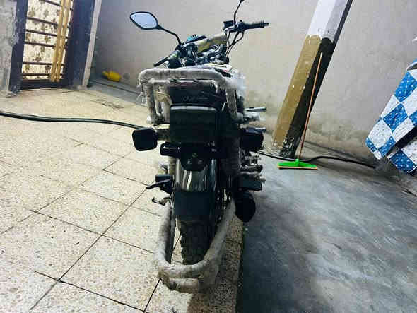 السلام عليكم : 
للبيع فقط 

دراجة سيفان 2023   للبيع السعر 675 وبي مجال قليل 

دراجة نضيفة مال جناي محرك مامفتوح. نشاط فول 

التواصل : ٠٧٧١ ٦٩٥ ١١١٦   المكان : بيجي 📍
