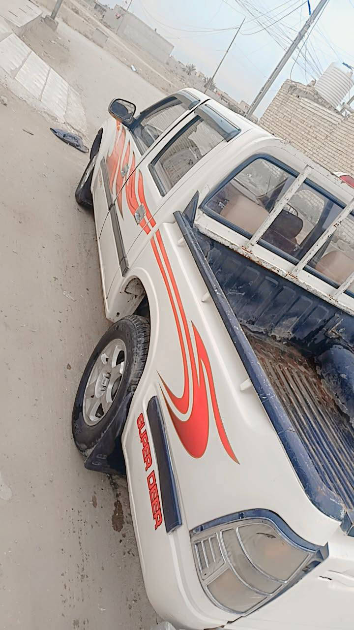 سلام عليكم بيكاب فتون موديل 2013 رقم بابل انكليزي كير مكينه حداديه تخم تاير 
الكشر بيها صبغ احزام جماليه بدون حادث السياره بسمي السعر 50 وبيها مجال ***********
