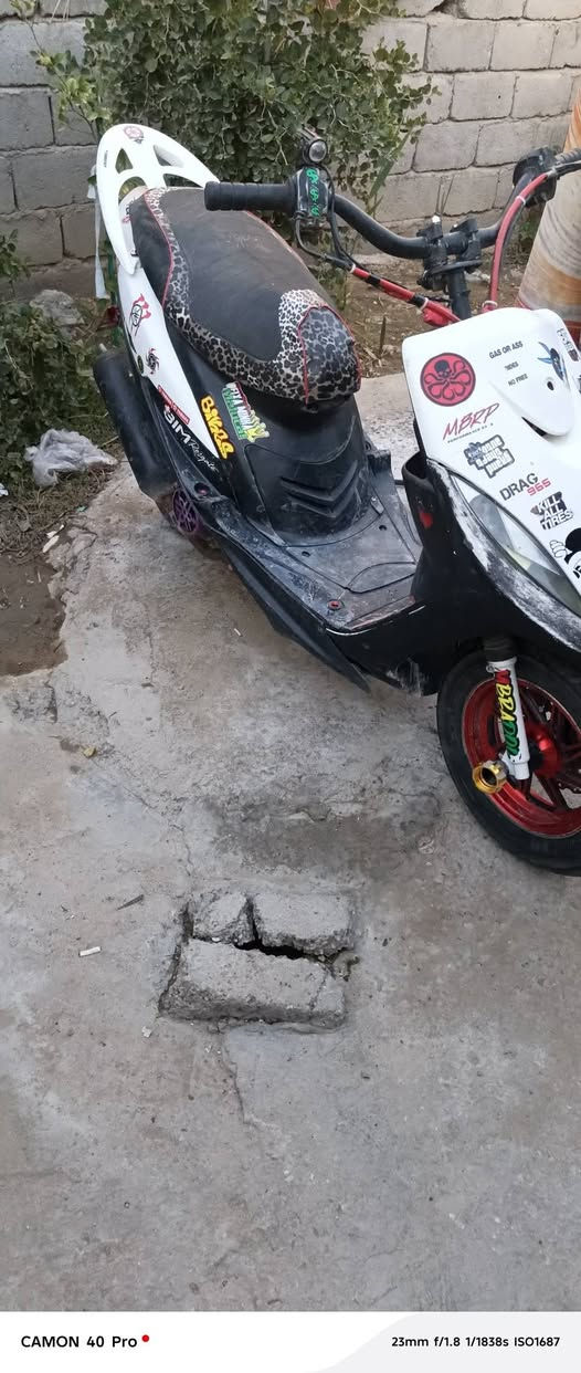 دراجه ماكس سلف هندر شغاله كهربايات ظفيره ماملعوب بيهه نقصهه ولفات وكم قليل سعر 225
‏‪***********‬‏
