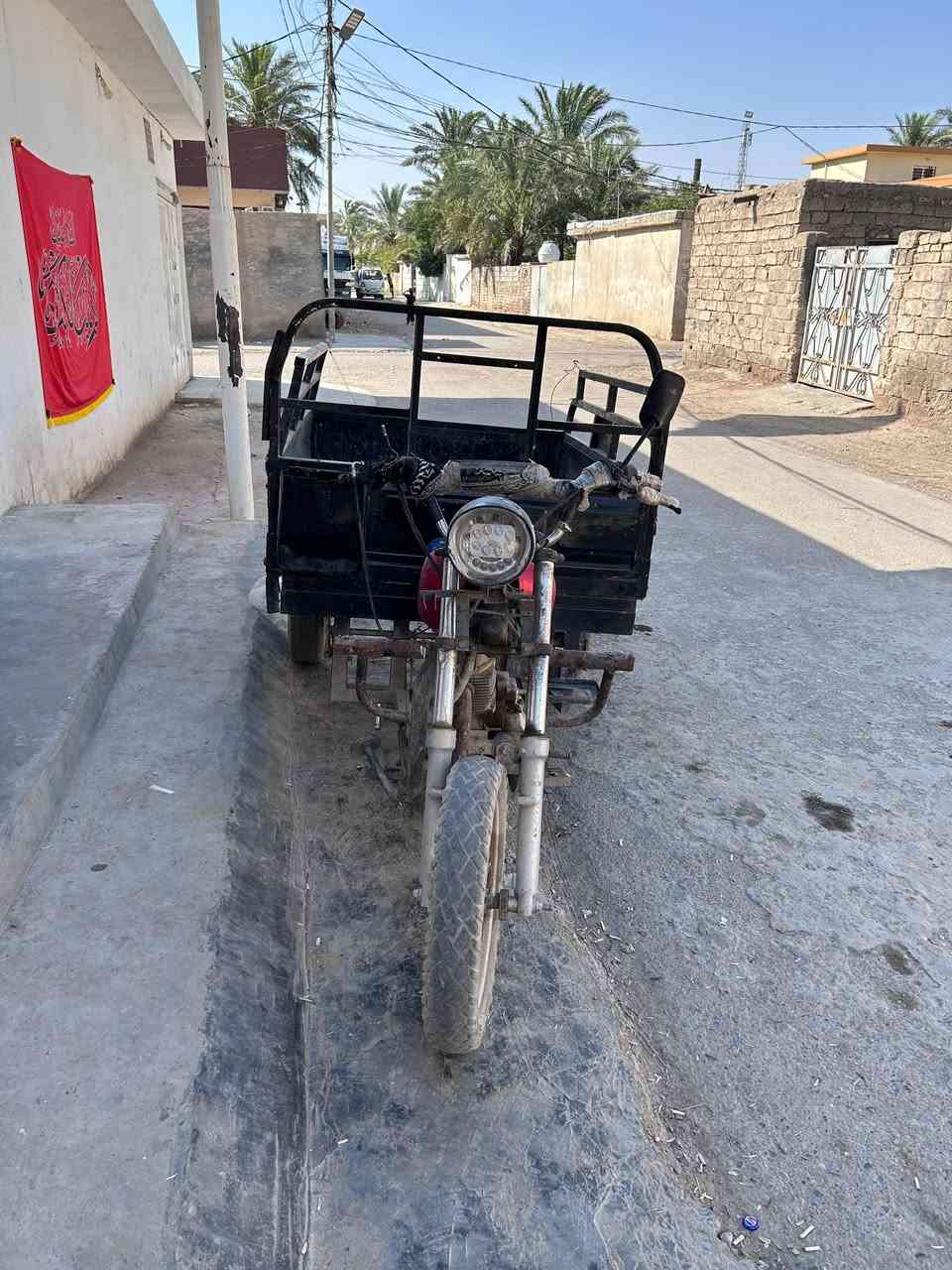 ام الطير محرك  نضيف  السعر ٤٠٠ وبيه مجال  المكان بعقوبه  زاغنيه  الهاتف ***********
