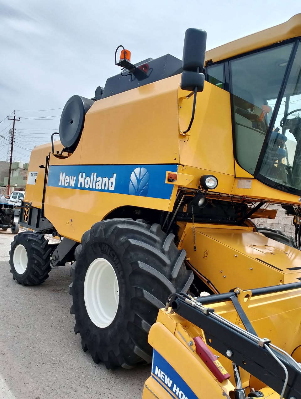 للبيع 5بلم تك درام اوربي دخول العام مشتغل موسم اخو زيرو سنوية سليمانية وبسمي لحد 30جديد جاهز من كل نواحي مشتغل 1650ساعة تقريبان مكلف بالنشر خابر الرقم ***********مكاني كركوك قضاء داقوق
