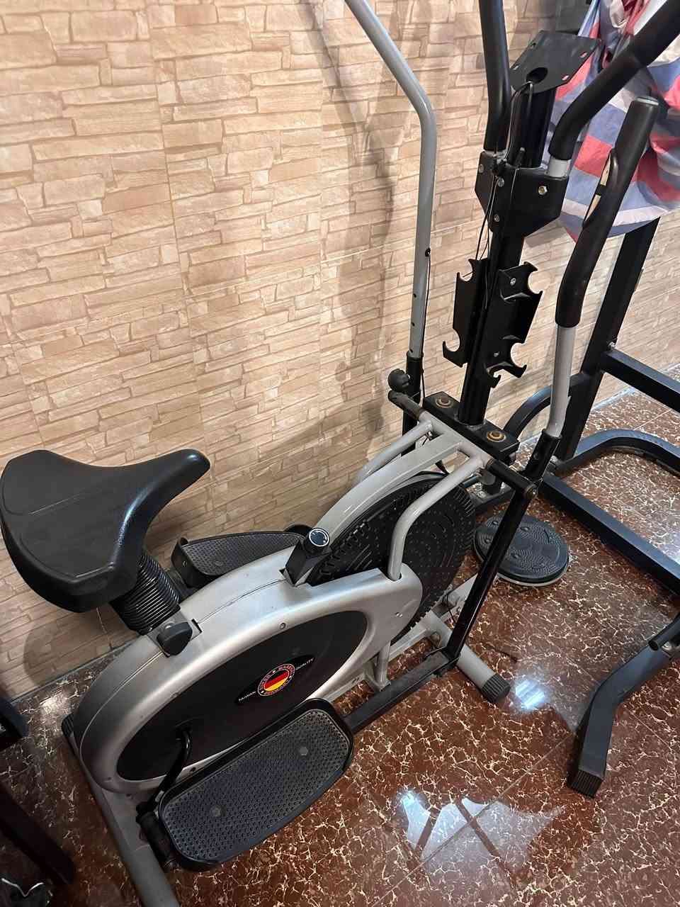 اجهزه رياضية للبيع في اربيل سعر الجهاز ١٠٠ الف وبي مجال


**إذا كنت صاحب هذا الإعلان وتريد حذفه لأي سبب، رجاءا أرسل رسالة إلى الدعم الفني**