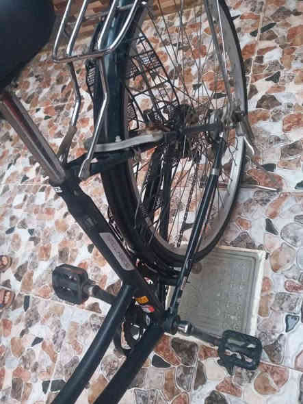 السلام عليكم من رخصه الادمن بايسكل للبيع عبد الحليم حجم 27 كير البايسكل نضيف ما يحتاج كلشي المكان .يارمجه الشرقيه شارع كركوك سعر 110وبي مجال بسيط للتواصل ***********
