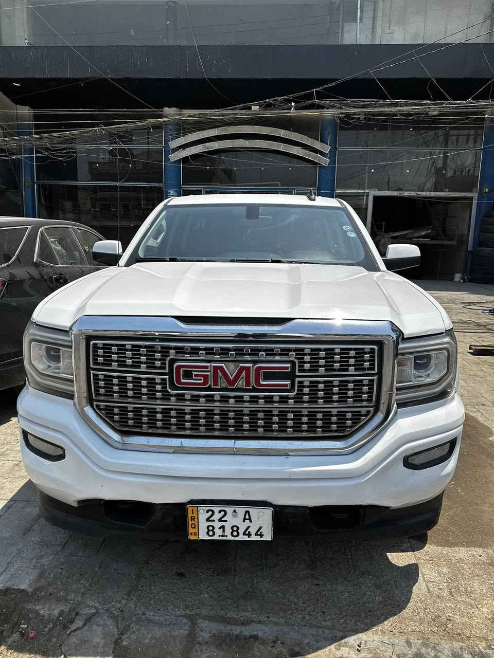 للبيع او مراوس GMC سيرا 
موديل 2017
محرك 5300
تاير صدر جديد 
السياره حلوه وكامله من كلشي 
كهربايات شغاله 
رقم اربيل الرقم النكليزي  
هزه جديده 
السنويه باسمي يعني تحويل مباشر  
صور السونر مرفقه 
السعر اتصل وتدلل
مكان السياره بغداد السيديه 
***********
