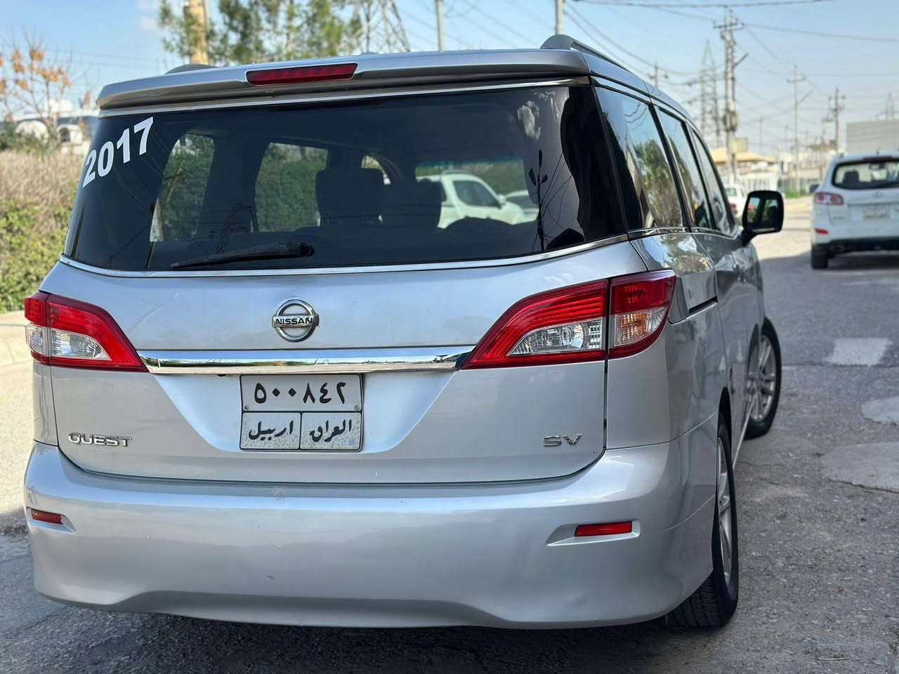 بۆ فرۆشتن و گۆڕینەوە
نرخ ١٤٥ ورقه و مجال
بري ١٠ ورقه و نيو غرامة لةسةره
بيش و بشت كةبس تةنها دوو دةركاي لاي سايق سبوغة 
بئ ئيرباك بئ داخلى
شوين هةولير
*********** فايبر ، واتساب أربيل, العراق
