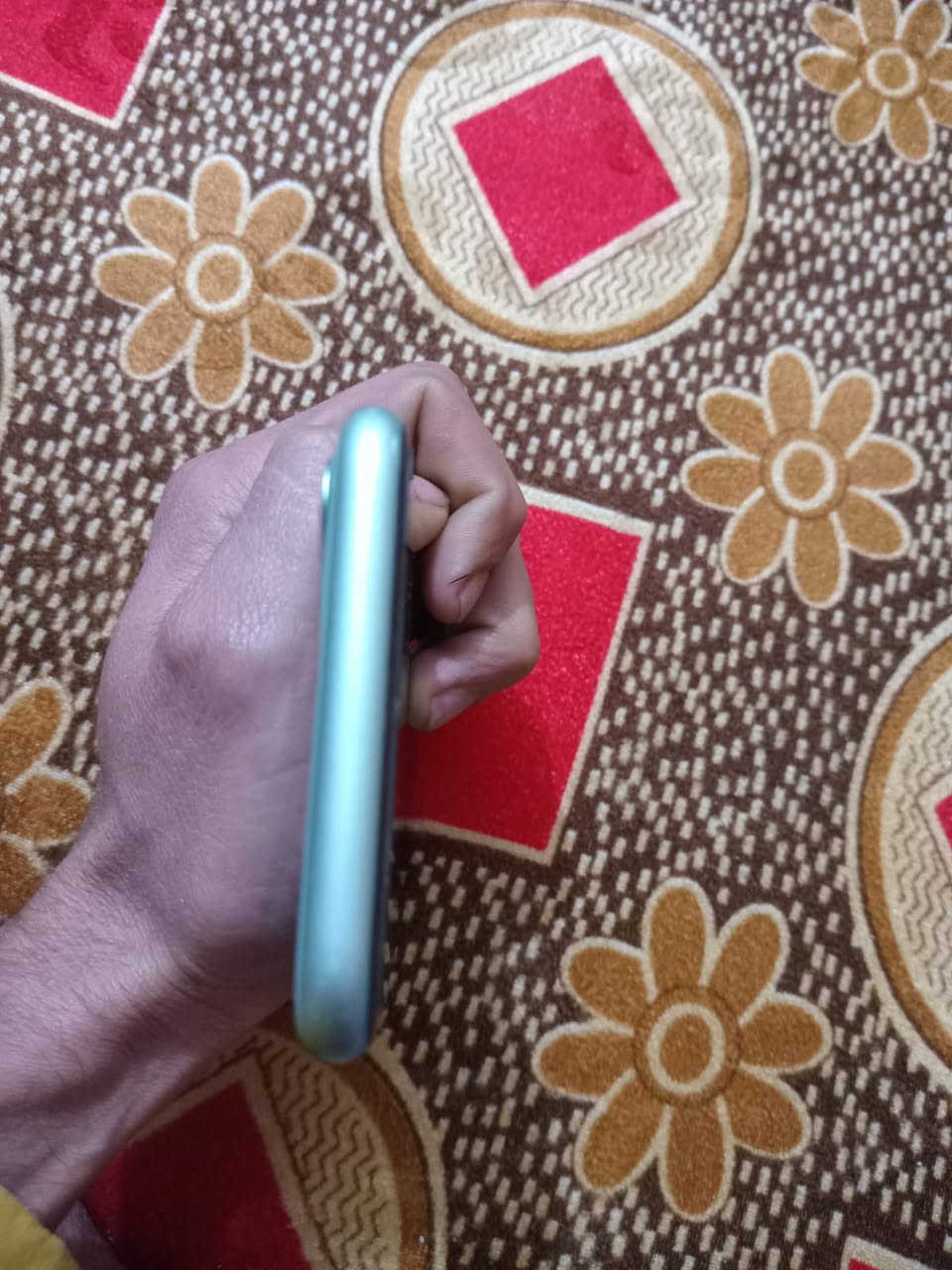 آيفون 11 ما داخل تصليح ابد بلادي ذاكرة ١٢٨ بطارية ٧٧ جهاز نضيف كلش سعرة ٢٢٥ الف مكاني بغداد سبع قصور رقم الهاتف ***********
