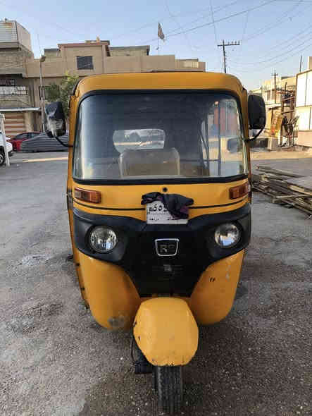 السلام عليكم تكتك موديل 2021  تكتك حلوه بيها صبغ لغوده وتكمه معمره مكينه لاتنقيص ولاتبخير السعر ٧٢٥٠ مكاني مدينه الصدر الحبيبية ***********
