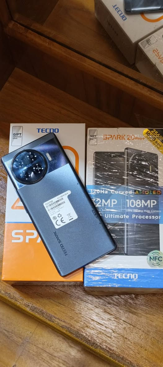 اسلام عليكم جهاز تكنو سبارك 20برو بلاص جهاز جديد ونضيف ممفتوح ولا داخل تصليح ذاكرته 256عشوائيه8 بطاريته5000 معالجهHelioG99كامل ملحقات مكان شطره سعره(175) ***********
