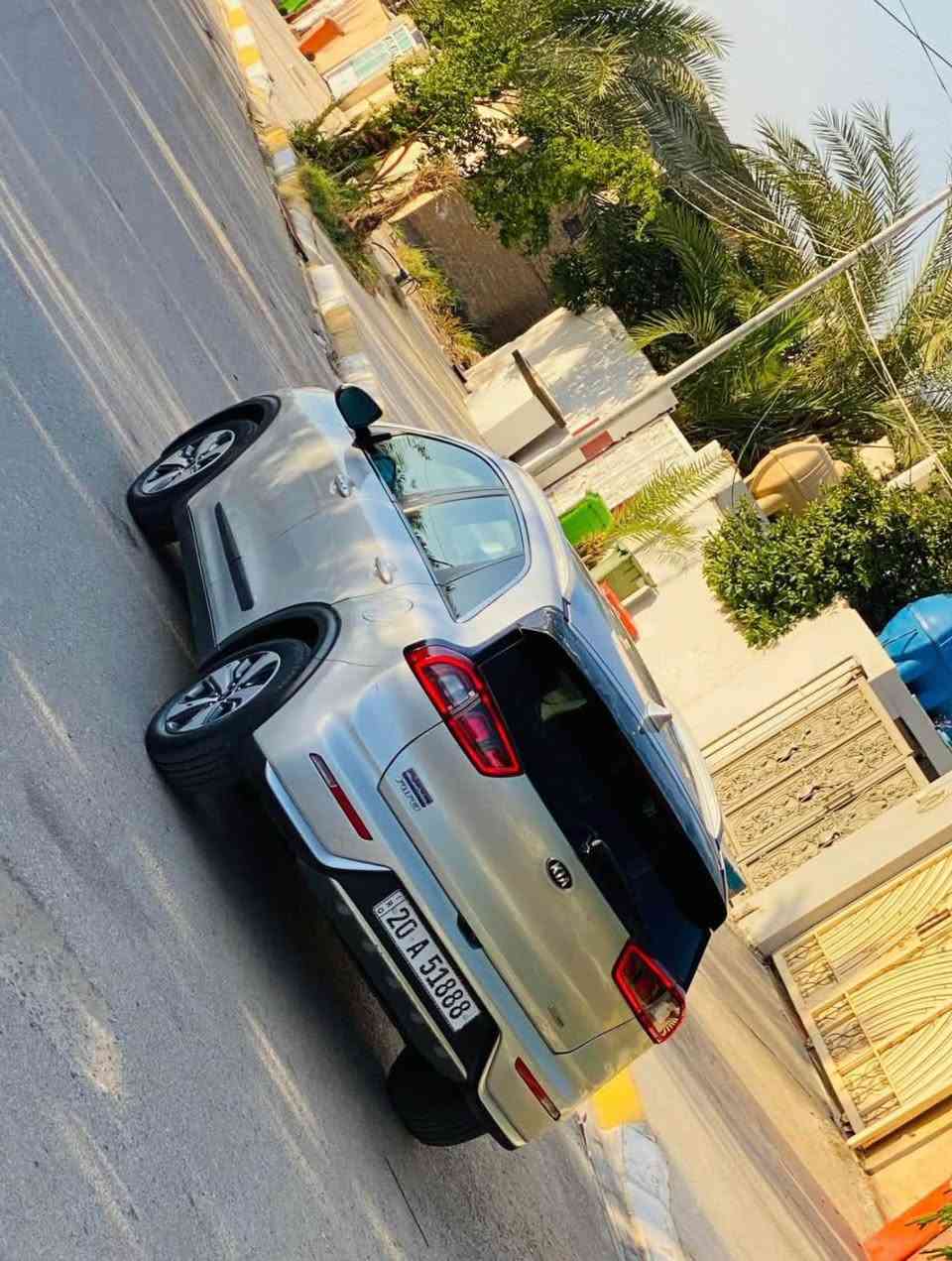 للبيع كيا نيرو هايبرد 2018 رقم ديالى الانكليزي شرط التحويل
المواصفات 
محرك 1600 هايبرد
محرك كير جدد
تبريد تدفئه
تخم تاير 
ماشيه 108 الف 
بصمه تشغيل+ابواب
شاشه كبيره+كامره خلفيه دواره
تحكم ستيرن
انظمه قياده
سنويه لـ 2030
ظرر السياره كما موضح بالصور 
بدون لغود بدون شواصي 
ايرباك فقط ستيرن
للاستفسار الاتصال على الرقم ***********
السعر 100 وبيها مجال بعقوبة, ديالى
