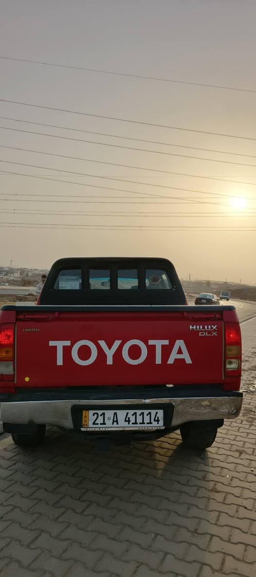 🚗 تويوتا هايلوكس (TOYOTA HILUX) موديل 2009 للبيع 🚗
​السيارة بحالة ممتازة جداً وجاهزة للاستخدام فوراً، ومكفولة من كل النواحي. المواصفات والتفاصيل أدناه:
🚗​الموديل: 2009
🚗​الوضع القانوني: كلين تايتل (Clean Title)، سيارة نظيفة جداً وبدون أي حوادث.
🔴​الصبغ: مكفولة من الصبغ (بدون صبغ).
🔵​المحرك والـقير: مكفولين بشرط الفحص کیر اوتوماتیك (كير ومحرك نظيف جداً). 
🔷​التبريد: تبريد ثلج ومكفول 100%.
​الأوراق والتحويل: سیارة رقم سلیمانیة  الغرامات والتحويل بشرط وجاهزة للتحويل المباشر باسم المشتري.
🔶 سیارة عدها دفتر بانزین
🔷​المميزات الإضافية: دفع رباعي 4x4، محرك سعة 2.7 لتر، شاشة داخلية مع إضاءة ليد (LED) داخلية مميزة باللون الأحمر، مع دعامية أمامية حديد لحماية السيارة.
​📍 الموقع: [كركوك]
📞 للتواصل والاستفسار: [ ***********-***********] أو المراسلة على الخاص. كركوك, العراق

