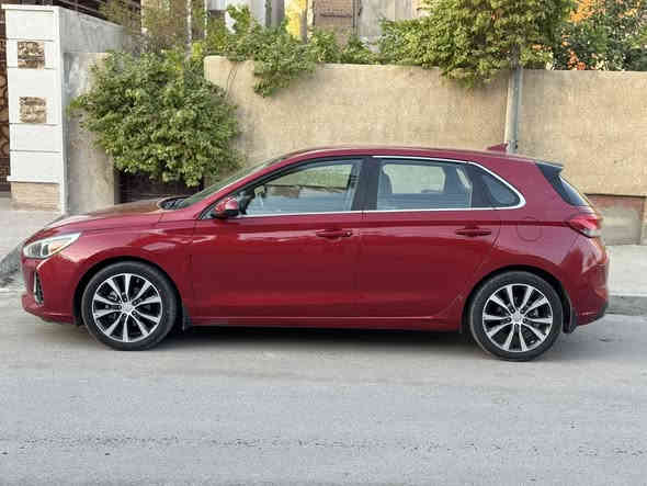 هونداي النترا جي تي 2018 
وارد امريكي 
السياره كلين بدون حادث
وبدون ايرباك
مواصفاتها
شاشه كبيره 
كامره دواره 
تحكمات ستيرن جهتين 
ويل كب 
تخم تاير جديد 
اشاير بالمري 
محرك ٢٠٠٠
رادارات
تحديد مسار
نظام اي بي اس 
نظام ايكو اقتصادي بانزين 
السياره جديده 
السياره رقم بغداد وباسمي 
السعر 112
للاستفسار ***********
