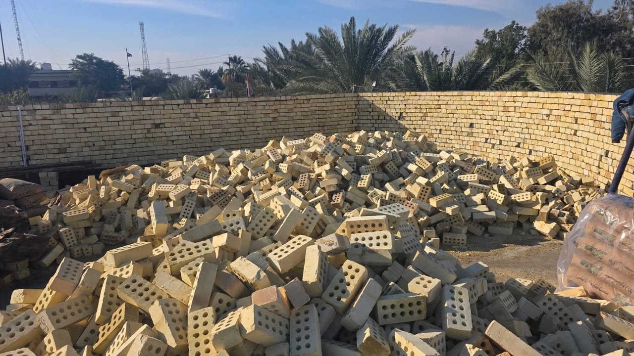 🏗️ **عرض استثنائي ولمدة محدودة – داخل بغداد فقط** 🏗️

**مكتب سهم بغداد للتصاميم الهندسية والمقاولات** يقدم عرضًا خاصًا على **تنفيذ الهيكل بالطابوق الأصفر** وفق أعلى معايير الجودة وبإشراف هندسي متخصص.

💰 **الأسعار حسب مساحة البناء:**

🔸 **250 م² فما فوق** → **175,000 دينار/م²**

🔸 **150 م² إلى أقل من 250 م²** → **180,000 دينار/م²**

🔸 **100 م² إلى أقل من 150 م²** → **185,000 دينار/م²**

🔸 **75 م² إلى أقل من 100 م²** → **210,000 دينار/م²**

🔸 **50 م² إلى أقل من 75 م²** → **225,000 دينار/م²**

✔️ إشراف هندسي متخصص.
✔️ تنفيذ مطابق للمواصفات الفنية.
✔️ جودة في العمل والتزام بالمواعيد.
✔️ العرض ساري لفترة محدودة.

📍 **موقع المكتب:** بغداد – حي الحسين – المدخل الرئيسي من جهة الأطباء.

📞 **للحجز والاستفسار:**
***********
***********
***********

⏳ **احجز الآن واستفد من العرض قبل انتهاء المدة المحددة.**

#العراق #بغداد #بغداد_العراق #مكتب_سهم_بغداد #بناء #بناء_هيكل #مقاولات #التصاميم_الهندسية #مهندس_مدني #اعمار #الطابوق_الاصفر #حي_الحسين #بناء_منازل #بناء_العراق

