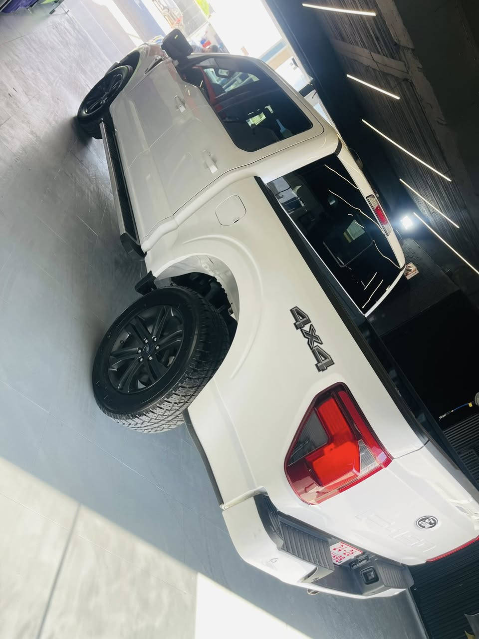 فورت XLT  F150
مكينه5.0 8V تنفس طبيعي مرغوب
24 الف ماشي
فور ويل 4.4   كير طياره كيج الكتروني 
شاشه جبير 5 كامرات تشغيل عن بعد رادار جانبي رادار امامي حساس امامي وخلفي سيارف فول عده بانروما
بي جاملغين كدام صبغ وشبرين جاملغ خلفي 
باب سكن تبديل شركه صور حادث بل منشور 
حتا سونار موجود بي
بدون دواخل ارباك بس برده طاك
مكان سياره اربيل 
سعر مناسب 
مكان سياره اربيل 
سياره كاتي ترقم شمالي اربيل سليمانيا ودهوك
*********** بي واتساب
