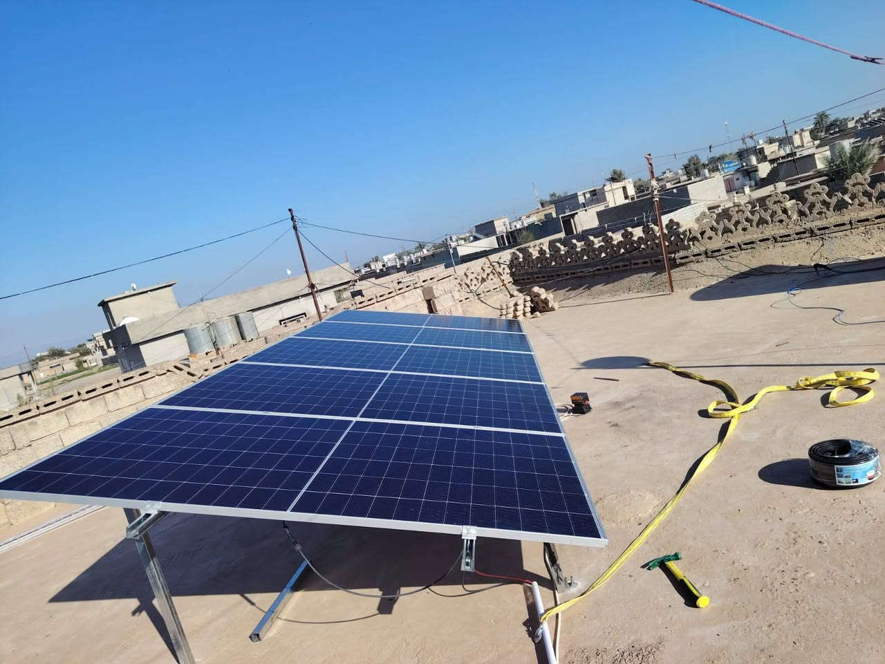 تم بحمد الله تجهيز و تنصيب منظومة 10 امبير نهاري 8 امبير ليلي
تم تجهيز و تنصيب منظومة طاقة شمسية متكاملة  للاخ عدي  قرية شريعة
مكونات المنظومة 
الواح  فلاديليفيا 600 واط ضمان 15 سنة 
انفيرتر رايزنگ 6 كيلو واط ضمان سنتين 
بطارية ليثيوم SKE 10 كيلو ضمان 5 سنوات 
قواعد حديد مغلون ميكانو 2 ملم تارس
و تثبيت الألواح ب كلامبات 4 ملم
للاستفسار زوروا موقعنا 
كركوك شارع القدس 
العباسي الشارع العام محلات ضرغام الصكر 
او الاتصال على الارقام ***********
***********
