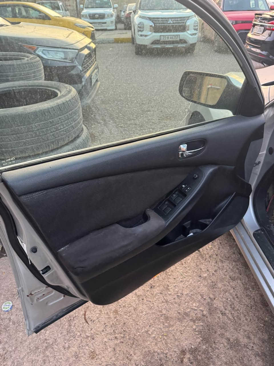 نيسان التيما 2011 امريكي 
گير ومكينه مكفول تخم تايرات جديد صدر جديد تبريد تدفئه كله مضبوط رقم سليمانيه وسنويه جديد لحد 2030 باسمي شرط تحويل دعامياته يحتاج صبغ فقط
بيها 4 قطع بدون ضربه بدون دواخل شرط الفحص 
السعر 85 وبيها مجال
مكاني ديالى/ خانقين
*********** خناقين, ديالى
