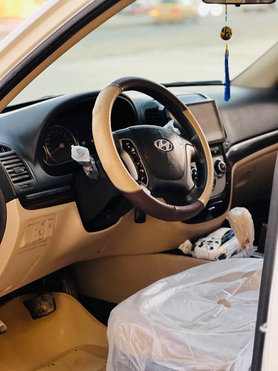 سنتافي موديل ١٢ محرك ٦ نص فول
٣قطع تبريد رقم بغداد مكان السياره بابل الحمزه الغربي
رقم الموبايل ***********
