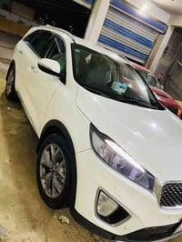 سورنتو 2016مفوله ماعدا الفتحه مكفوله كفاله عامه سعر 205 وبيه مجال 0785...