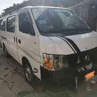 وبركاته سياره نيسان يورفان 2010 السياره بيه عدت نقوصات سنويه منتهيه تب...