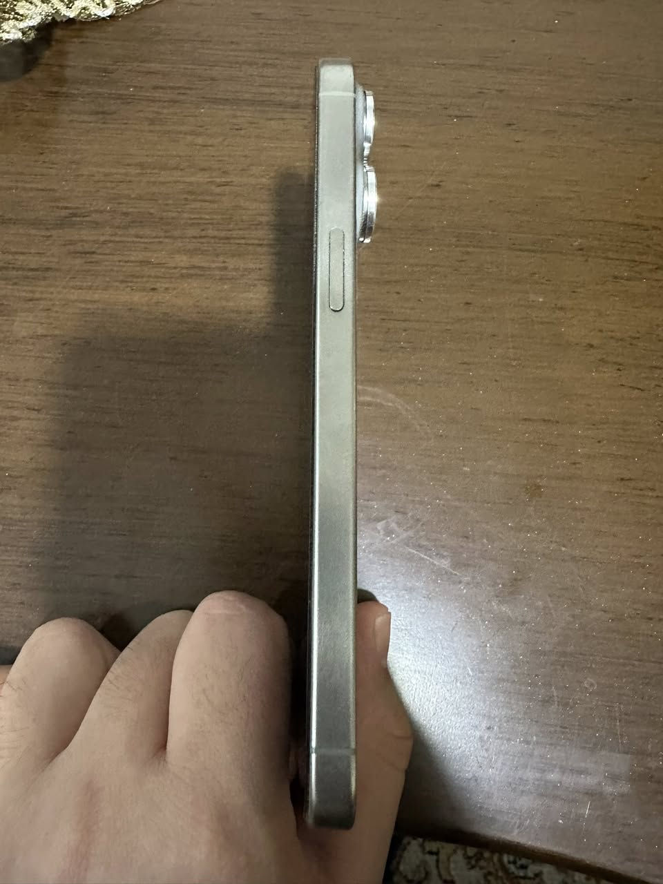 سلام عليكن 
ايفون15برو ماكد
مواصفات*‼️
فول مواصفات ماستر شرق اوسط
ذاكره:256
نموذج:m
بطاريه:94شرط بلادي مشخون 518مره فقط
نضافت الجهاز100‎%‎شخط مابي زلغ مابي اذا بي شي مرجوع جهاز بمعنى الكلمه 
سعر الجهاز مليون و150وبي مجال للشراي💥💥
التوصال ع رقم :***********
