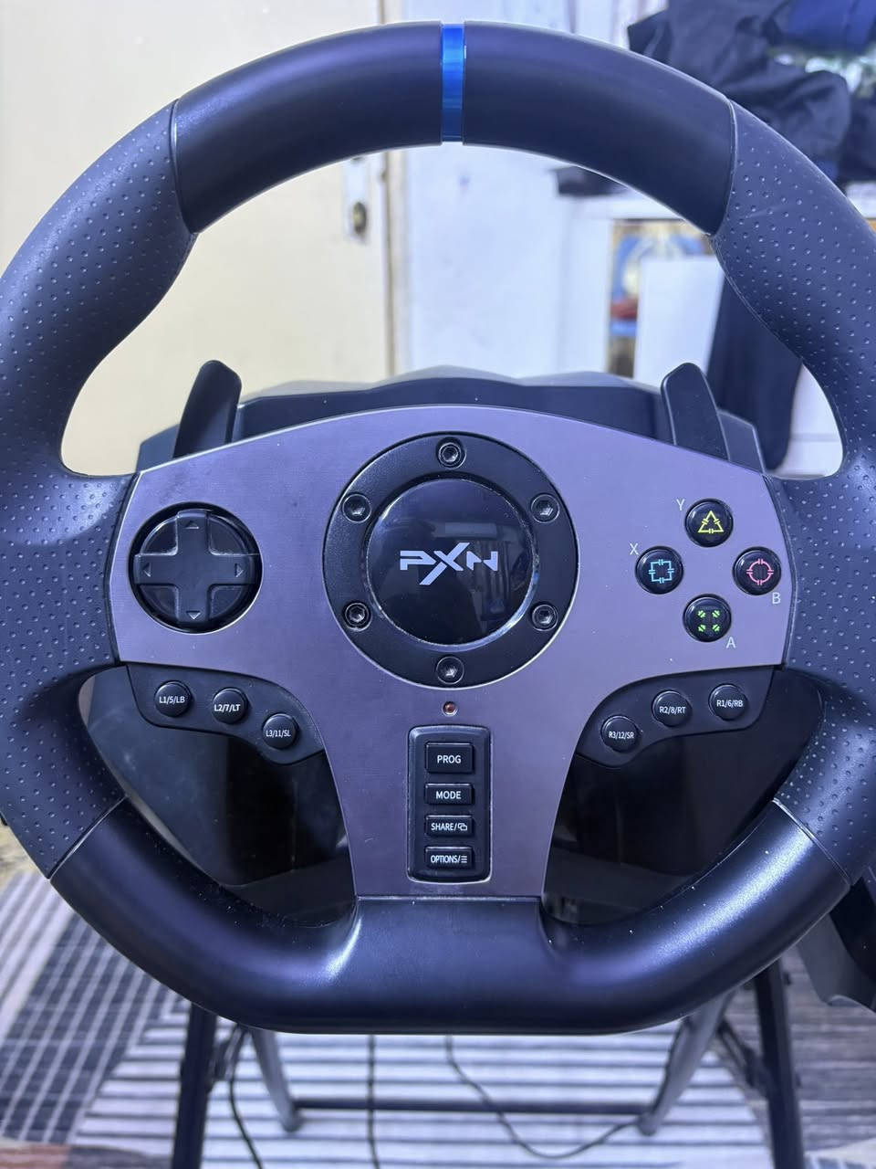 السلام عليكم من رخصت الادمن
دركسون pxn 
فره و نص 
كلشي بيه شغال و يخبل 
يشتغل ع بلي 4-5
السعر خاص


**إذا كنت صاحب هذا الإعلان وتريد حذفه لأي سبب، رجاءا أرسل رسالة إلى الدعم الفني**