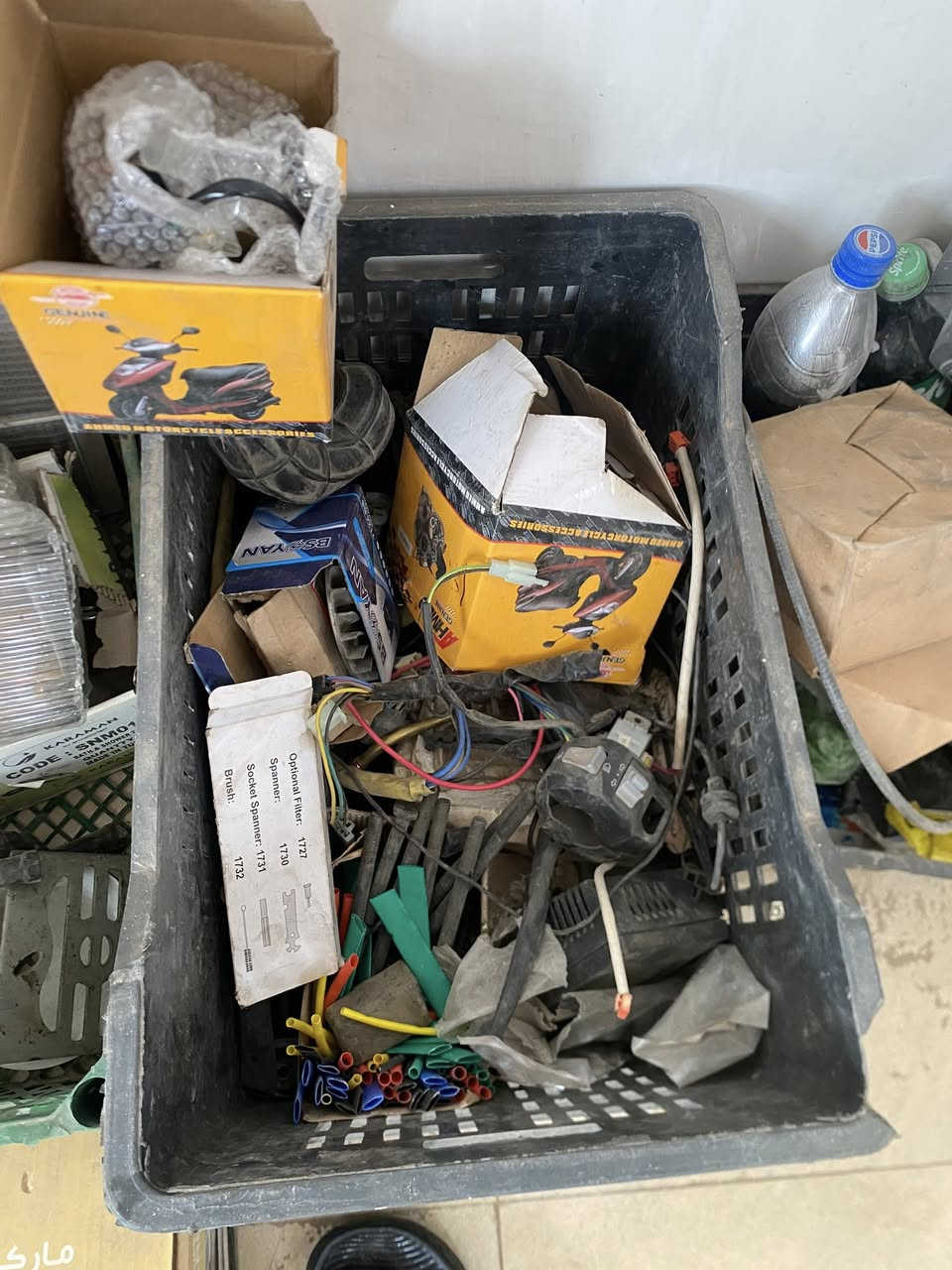 غراض مال سبيسي وسكنس وماكس وبريز كابريترات ١٢٠ كفرات ولحيايه وحاضنات مال سبيسي تجوه مال بريز واكزز شوته مال بريز كفر بريز ثعلب وغراض هواي مال تعزيله محل 
مكاني شارع الربيع ابيعهن شلع 
***********
