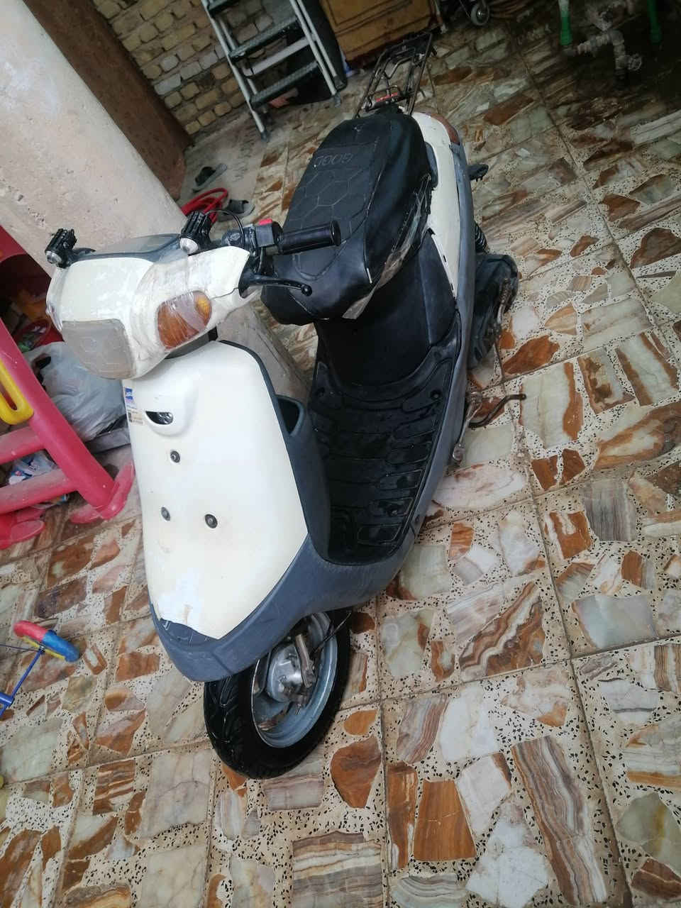 السلام عليكم عندي دراجه للبيع ابيع هل موجود تجي اشوفهه اوتقتنع يالله تاخذهه شغاله كلشي مابيهه بس كفرهه تعبان كلش سعرهه 180الف مكاني النجف الاشرف حي النصر شارع البانزين خانة


**إذا كنت صاحب هذا الإعلان وتريد حذفه لأي سبب، رجاءا أرسل رسالة إلى الدعم الفني**