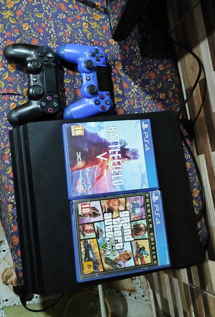 بلـي 4 برو 1 تيرا
اونلاين نضام 13.2 
نضافة 99% مامفتوح ابـد ابـد 
جوستك اصلية وقطعة الثانية تجارية 
ويـا قرصين GTA و BATTLEFlED V طـور القصة 
وال GTA هم اونلاين حياة الواقعية 
الـسعر 330 وبـي مجال للشراي 
قدوة رحتلك ماتشتري لا تعامل واعبـر المنشـور


**إذا كنت صاحب هذا الإعلان وتريد حذفه لأي سبب، رجاءا أرسل رسالة إلى الدعم الفني**