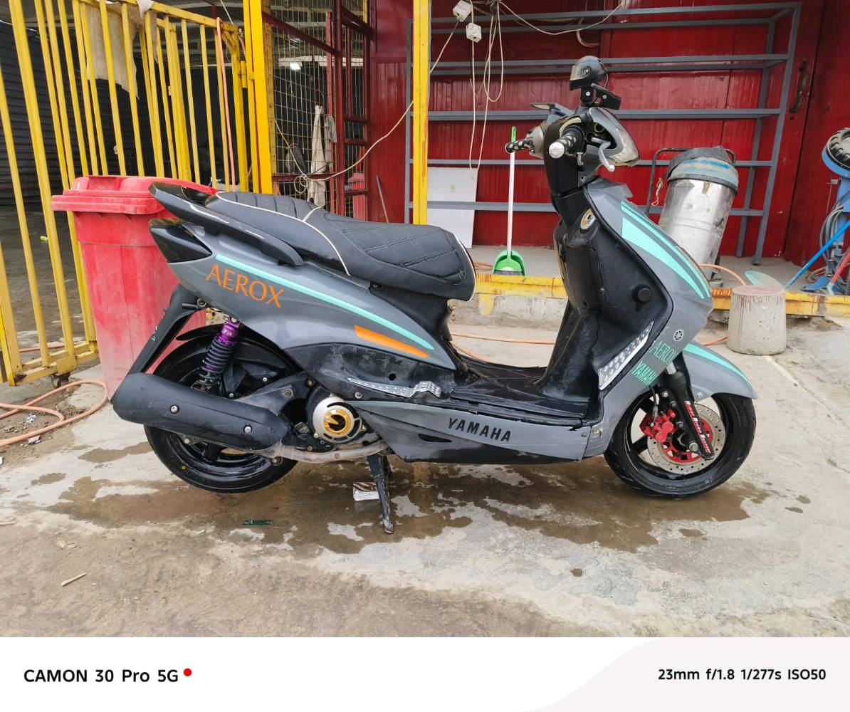 سلام عليكم سكنس نثية جاية من برة مزودة المكينة
كور رياضي صليب
بوشة رياضي 58.5
كام شفت رياضي
كابريتر قفاز تايوان اصلي بوق حجم 28
شوتة رياضي
افلاوين رياضي دبلات  رياضي
دبلات خلفي رياضي
يدات سكليتر رياضي 
يدات ابريك رياضي
افلنجة رياضي فج رياضي
عقل رياضي سعرة 130 الف
اكلجات رياضي اصلية تايوان
خرز FCS
اذرع KS
دواسات حديد KS
دراجة نضيفة اي شي مناقصها
اشاير لد الوان
ضوة امامي مال تي ماكس 135 دولار
ابلتوث بي ضوة
انارة خلفية رياضي غير لاشاير الوان
دشبول ناقصة بس كيلو متر
دراجة نضيفة اي شي معايزها اعيد وكرر نضيفة كلش شغلها خارج العراق شلعة معدل تاكل الكاع

سعرها 875 وبيها مجال للطيبين يرهم مراوس
مكاني بغداد الغزالية

***********
***********