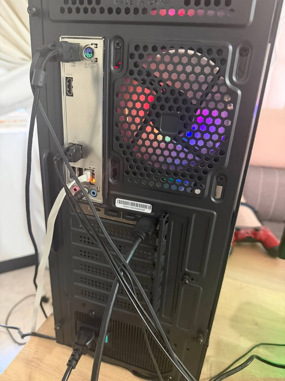 ((سبب البيع دراسة جان ما بعتة بس دراسة عندي))
مواصفات:

كارت شاشة NVIDIA GeForce  RTX 5060

المعالج:: Intel(R) core(TM) i5-14400F(16CPUs)

الذاكرةSSD:هي512

رامات: 16  2*8بسرعة 3200s

نوع الكيس ؛SAMA

لوحة الأم: من شركةASUS نوع   PRIME H610M-K D4 ARGB

مبرد هوائي

((هذي المواصفات كلها الله شاهد لو ما دراسة جان ما بعتها حاسبة قوية جدا جدا جدا تشغل كل الألعاب بأعلة دقة وحاسبة ما مستعملة هواي حتى لگيس او الايلون مال كيس ما مشيول

(((ما مستعمل غير 3 اشهر فقط يعني اخو جديد))


**إذا كنت صاحب هذا الإعلان وتريد حذفه لأي سبب، رجاءا أرسل رسالة إلى الدعم الفني**