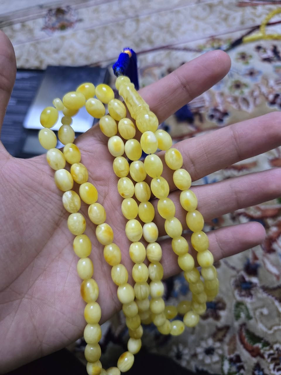 كهرب بيض حمام
38 غرام 
150 دولار 
للشراي ***********
