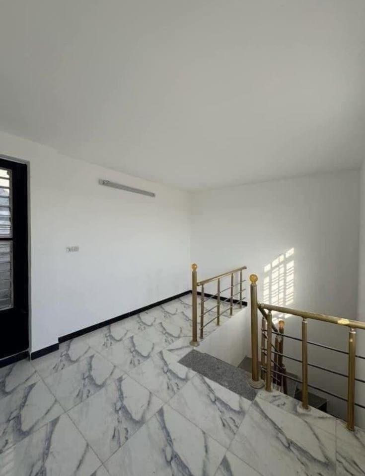 #للايجار____في____السيدية
50 متر للايجار

غرفتين نوم صالة مطبخ خدمات

الايجار :750 الف

للاستفسار :***********

مكتب الفهد الهندسي مقابيل الحكم سنتر
