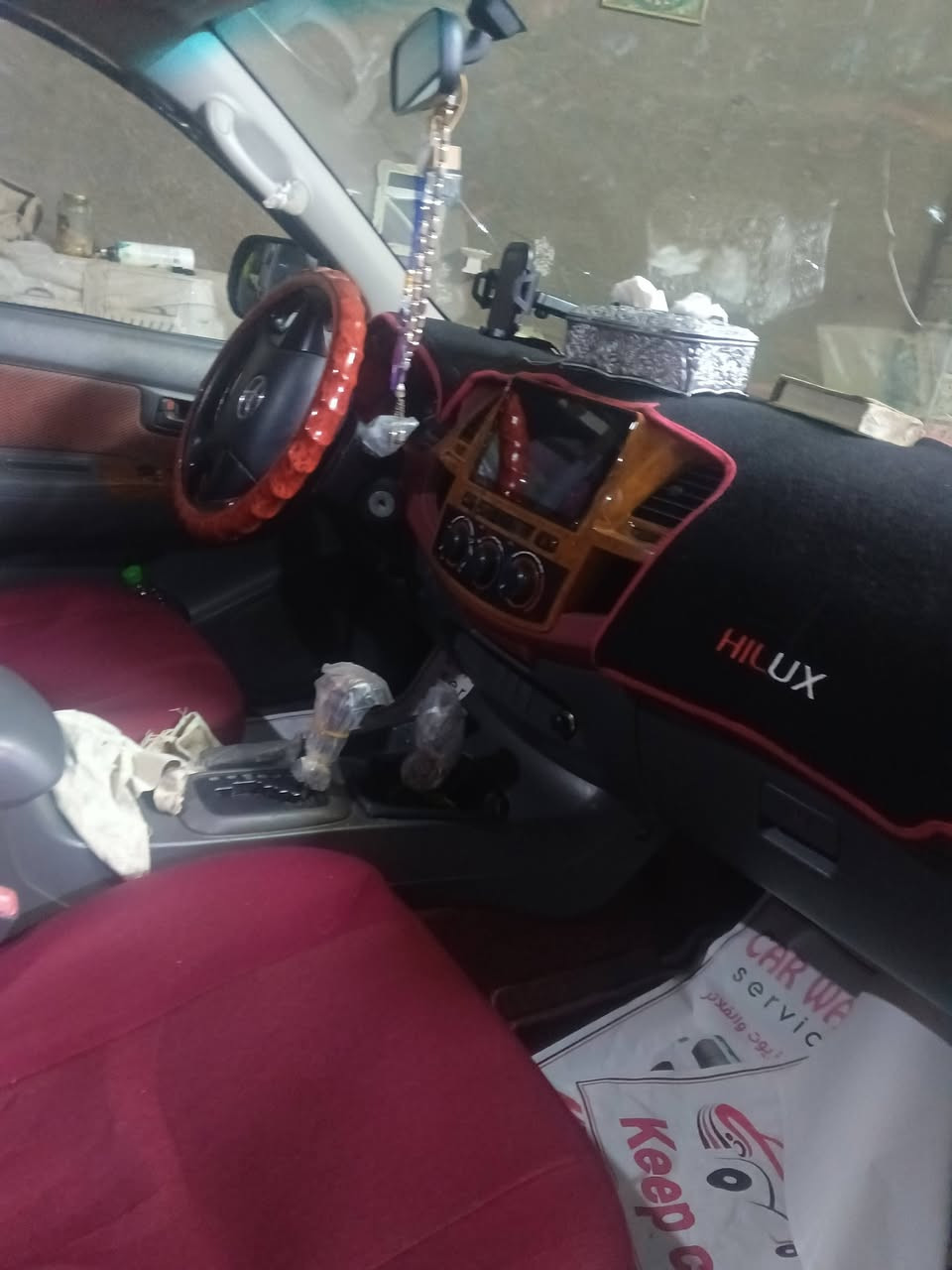 السلام عليكم سيارةهاي لوكس 
 مكفولة.  للبيع              2014 بغداد 
الاستفتار الاتصال
 ***********
