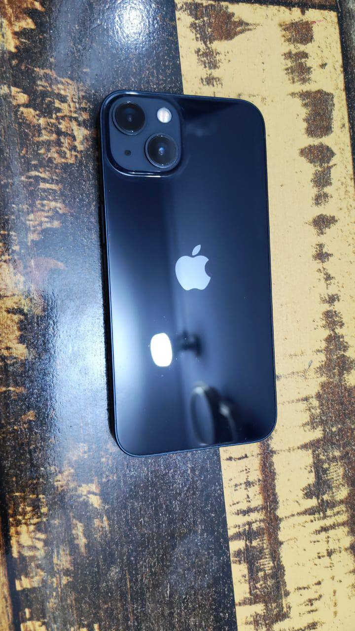 السلام عليكم 13ذاكرة 128بطارية 92جديد شخط مابي كامل شركة ماستر سعر425 الميعجبة ليدخل وليعلق ***********
