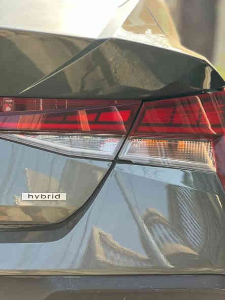 النترا ٢٠٢٥ وارد امريكي هايبرد ماشية ٩ كيلو صبغ فقط بنيد  رقم  بغداد 

المواصفات: 

1-بصمة تشغيل.

2-دخول بصمة.

3-تشغيل عن بعد. 

5-صندوق ذكي 

6-رادارات 360 درجة نظام النقطة العمياء.

7-نظام محافظة على المسار.

8-قيادة ذاتية..

10-رادار خلفي 

12-بك لايت LED.

14-تحكمات ستيرن كاملة

15-تبريد شاشة مناخين منفصلين.

16-شاشة معلومات  ابل كار بلي+اندرويد اوتو  

17-شاشا كامرة.

18-نظام صوتي سماعات boss

19-autohold اوتوهولد 

20-هاند بريك بصمه

21-وضعيات قياده ( سبورت ، نورمل ، سمارت)

22-مراية وسطية تعتيم ذاتي

Abs &Esp. السعر ١٦٥ وبيها مجال مكاني بعقوبة للبيع او مراوس
