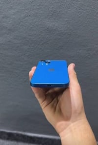 آيفون ١٣ • بطارية ٩٠٪ • مبدّل كاميرا